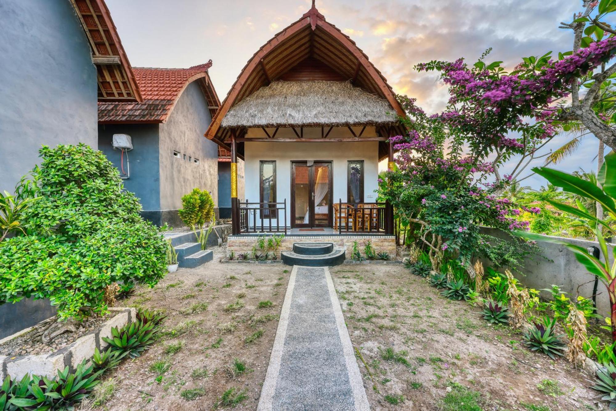 Mt Penida Bungalow Toyapakeh Номер фото